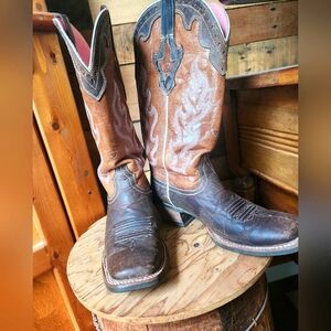 ARIAT CROSSFIRE CALIENTE WOMENS SIZE 8 BROWN SQUARE TOE COWBOY BOOTS